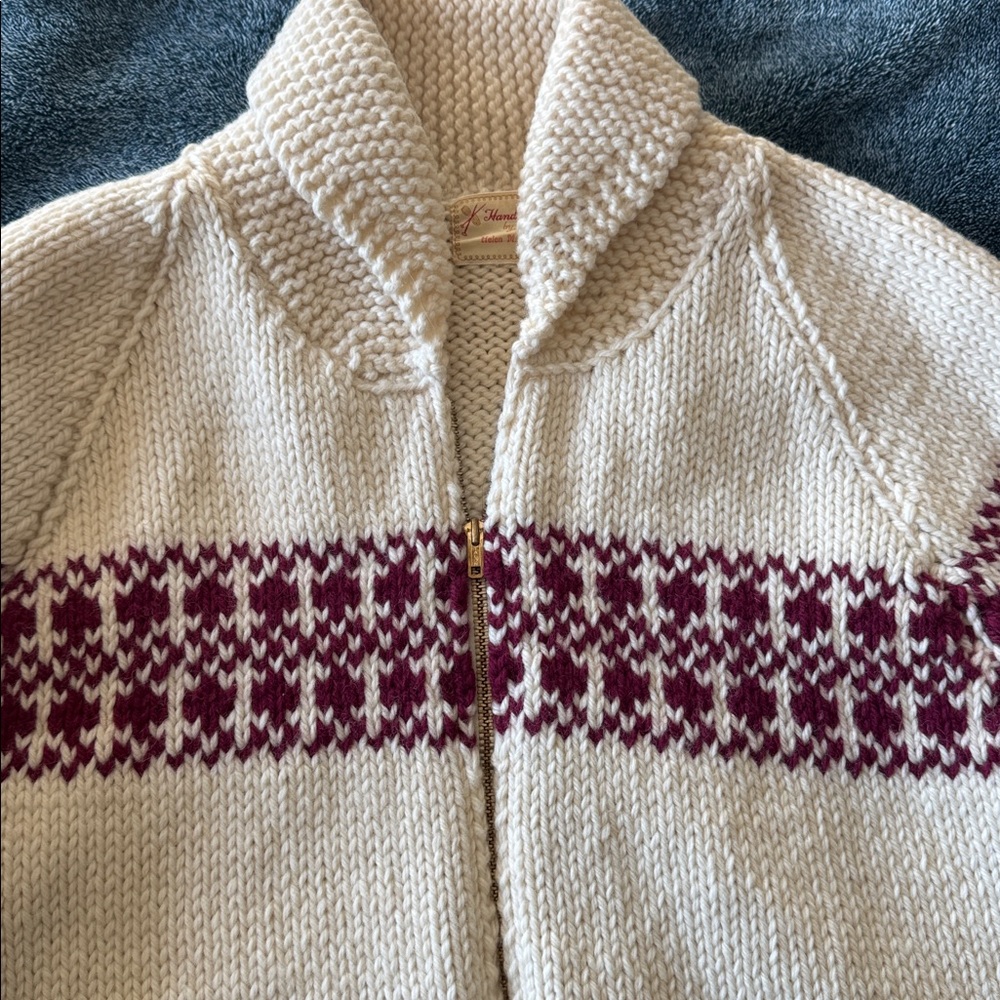 VTG Mary Maxim 1960s Handknit Cardigan - Picture 4 of 11